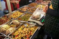 開鹵菜店與顧客講價(jià)的技巧